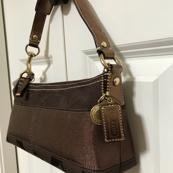 Coach handbag - Picture 2 of 2